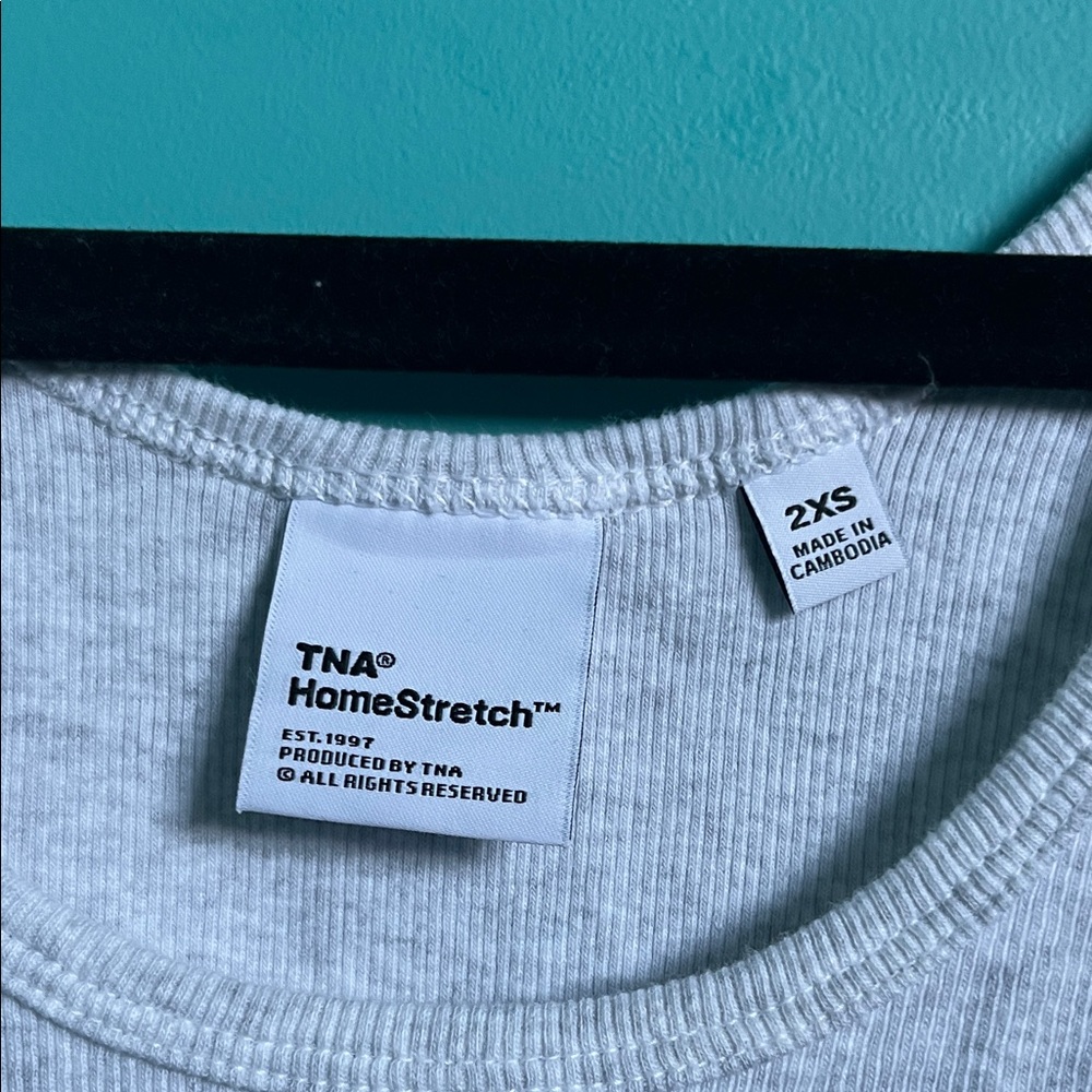 TNA HomeStretch Light Gray Tank (Ribbed) - Picture 2 of 4